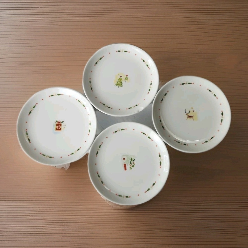 Vintage 2002 Set of‎ 4 Boston Warehouse HAPPY HOLIDAYS 6" Dessert Plates *Read